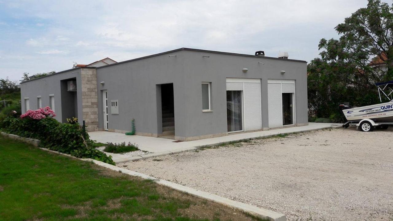 Apartments With A Parking Space Nin, Zadar - 13571 Exteriér fotografie